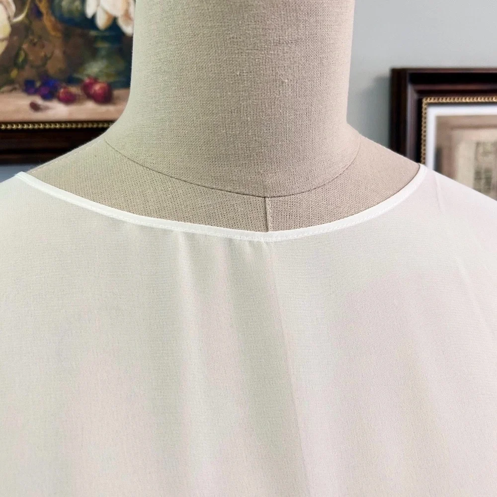 Women's White Layered Chiffon cape - Picture 4 of 5